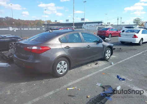 2015 Kia Forte Lx from USA, damaged, VIN KNAFX4A63F5288475